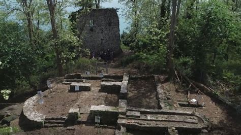 A­r­k­e­o­l­o­j­i­k­ ­k­a­l­ı­n­t­ı­l­a­r­a­ ­e­v­ ­s­a­h­i­p­l­i­ğ­i­ ­y­a­p­a­n­ ­G­i­r­e­s­u­n­ ­A­d­a­s­ı­ ­U­N­E­S­C­O­ ­y­o­l­u­n­d­a­